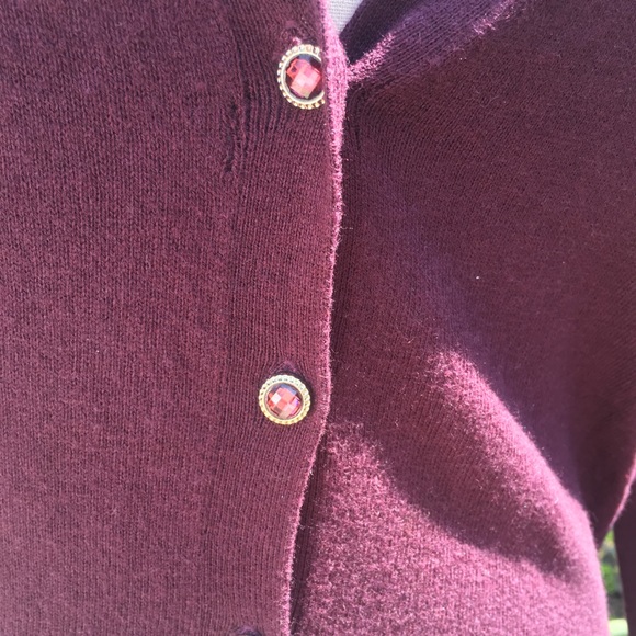 BNWT NY&Co Jeweled V-Neck Chelsea Cardigan - Picture 6 of 7